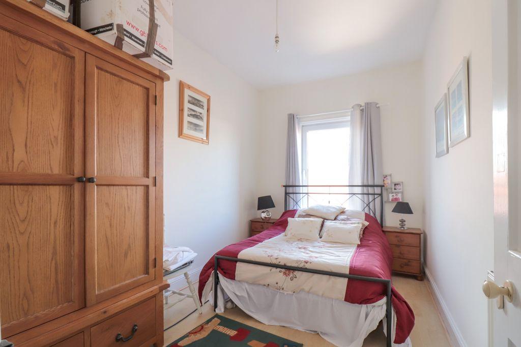 Bedroom 2 (Double)