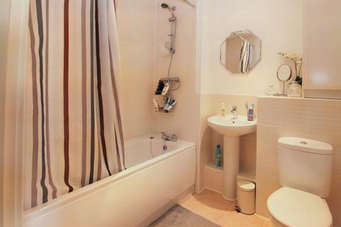 2 bedroom apartment to rent - Rowlock House Trout Road, West Drayton