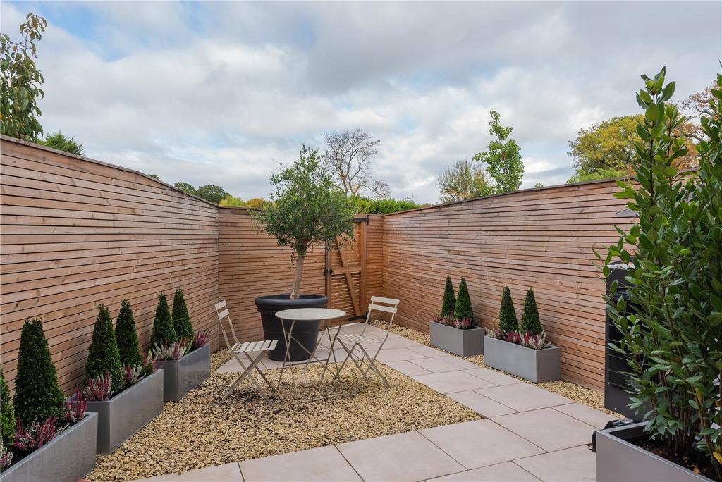 Courtyard Garden