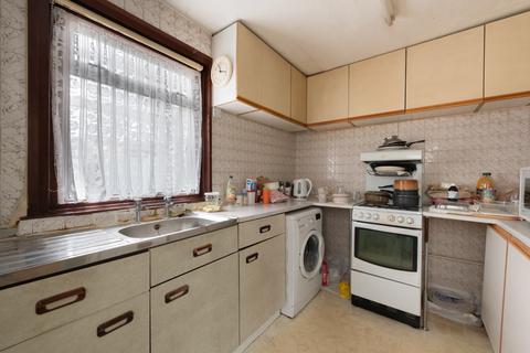 16 Lister Road, London, E11 3DS