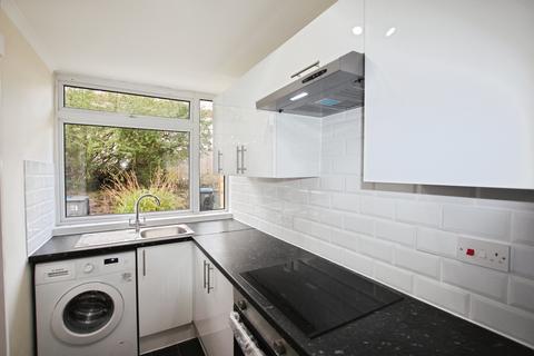 undefined, Alpine Close, Croydon CR0