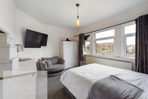 2 bedroom detached bungalow for sale - Fraser Road, Carlton, Nottingham