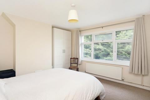14a Elderberry Road, London, W5 4AN