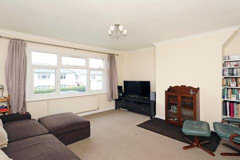 14a Elderberry Road, London, W5 4AN
