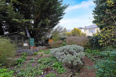 14a Elderberry Road, London, W5 4AN