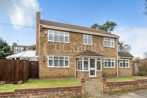 4 bedroom detached house for sale - Rennets Close, London, SE9
