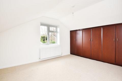 2 bedroom semi-detached bungalow for sale - Yarrow Drive, Harrogate