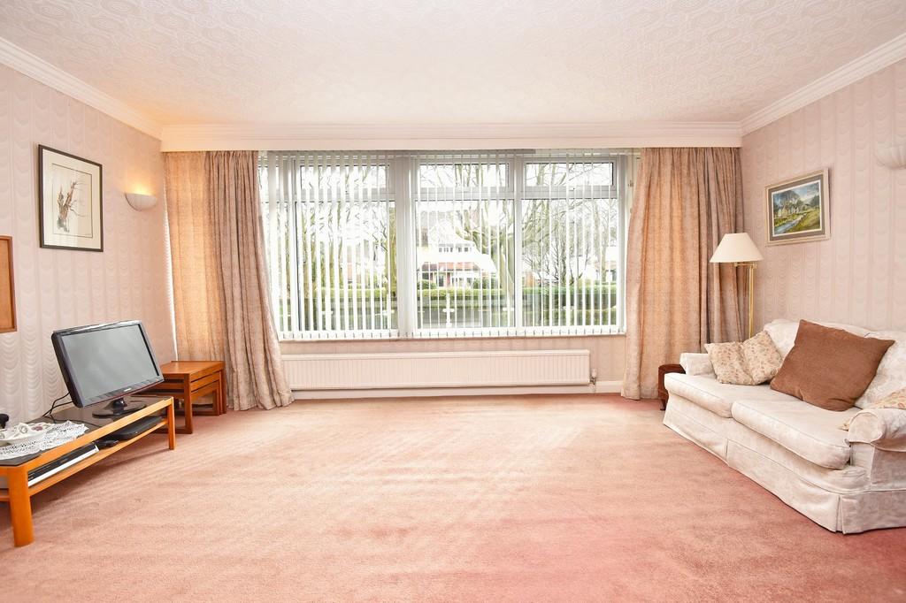 Rutland Court, Rutland Drive, Harrogate 3 bed apartment for sale £400,000