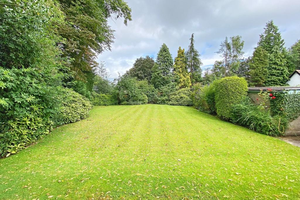 Rutland Court, Rutland Drive, Harrogate 3 bed apartment for sale £350,000