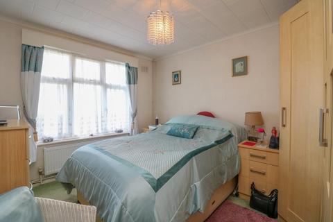 50 Cornhill Avenue, Hockley, SS5 5BZ