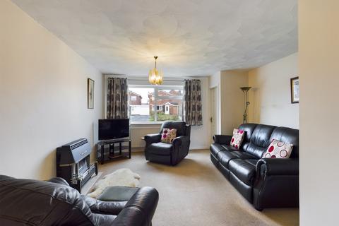 1 Essington Close, Alrewas, Burton-on-trent, DE13 7AL