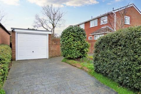 1 Essington Close, Alrewas, Burton-on-trent, DE13 7AL