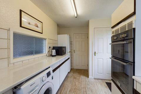 1 Essington Close, Alrewas, Burton-on-trent, DE13 7AL