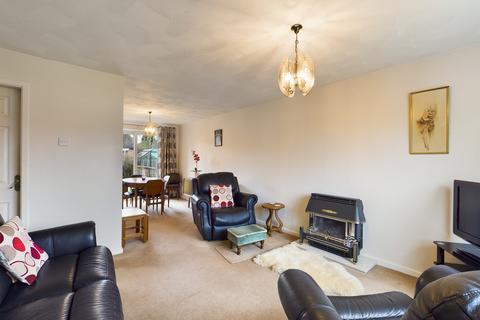 1 Essington Close, Alrewas, Burton-on-trent, DE13 7AL