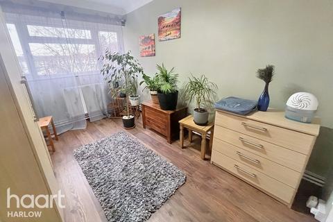 91 Spring Hills, Harlow, CM20 1TA