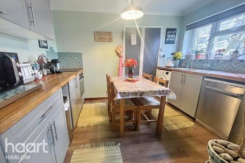 91 Spring Hills, Harlow, CM20 1TA
