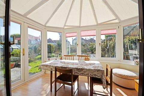 3 bedroom detached bungalow for sale - Fish Lane, Aldwick, Bognor Regis