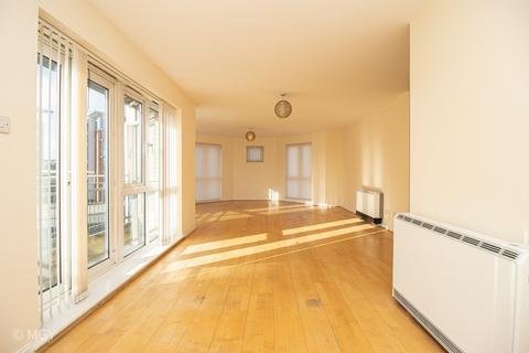 undefined, Adventurers Quay, Cardiff Bay