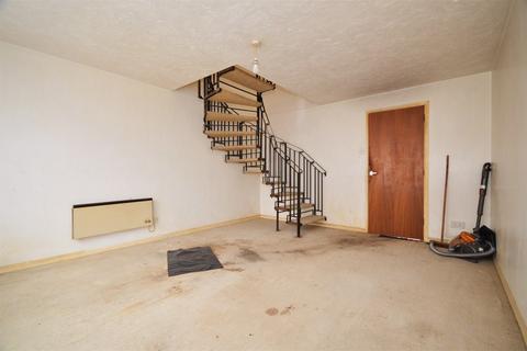 2 bedroom terraced house for sale - Malthouse Road, Manningtree, CO11 1BY