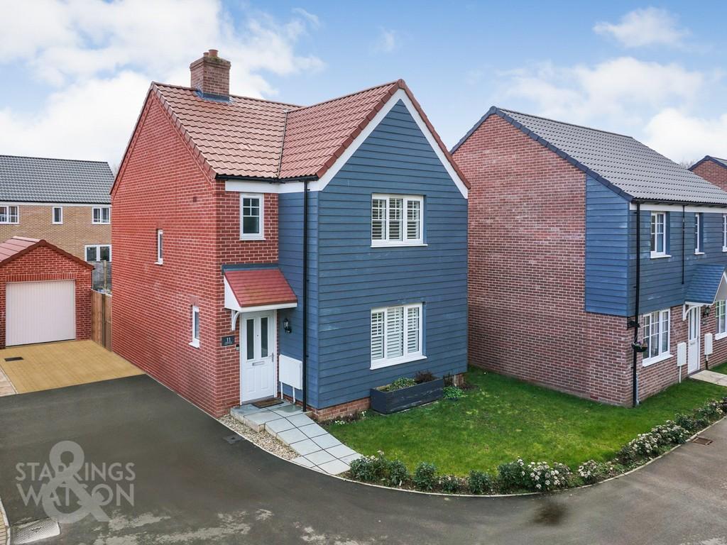 Clements Avenue, Wymondham 3 bed detached house for sale £360,000