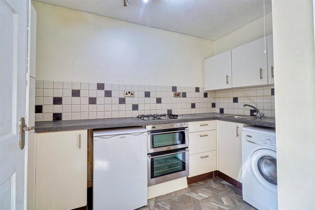 No.4 Kitchen