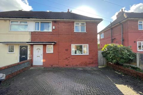 3 bedroom house to rent, Lea Farm Row, Leeds, LS5