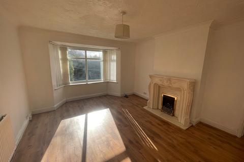 3 bedroom house to rent, Lea Farm Row, Leeds, LS5