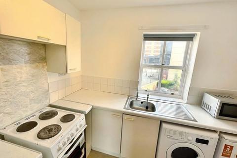 1 bedroom flat to rent, Calder House, Navigation Walk, Leeds, LS10