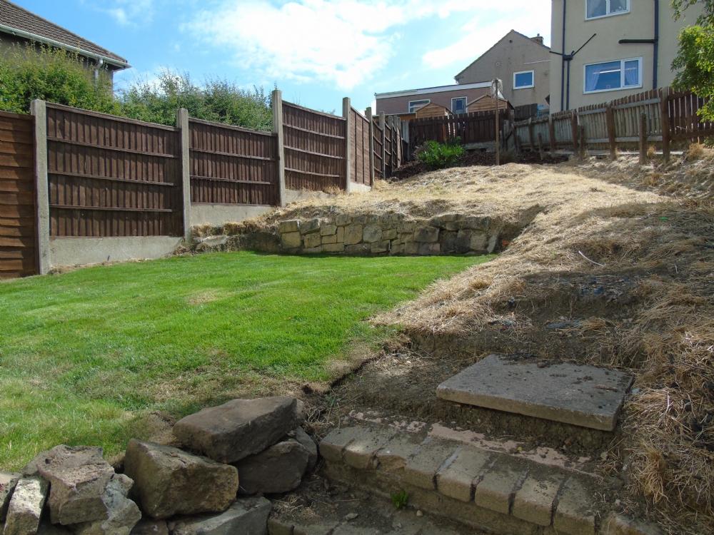 HOUFTON ROAD, BOLSOVER 3 bed semidetached house £695 pcm (£160 pw)