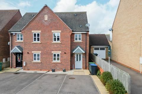 3 bedroom semi-detached house for sale - Walter Close, Great Glen, Leicester