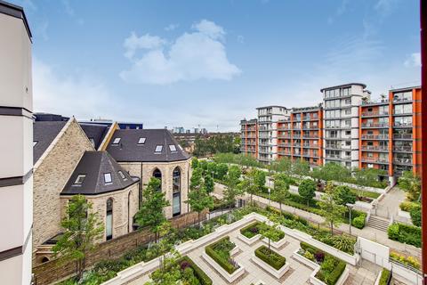 40 Holland Gardens, Brentford, TW8 0BE