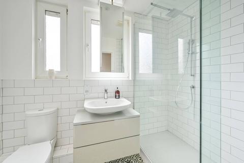 36 Barleycorn Way, London, E14 8DE