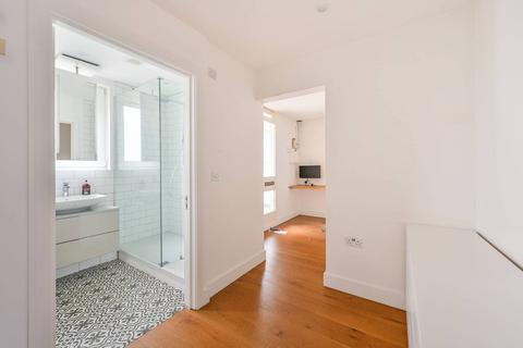36 Barleycorn Way, London, E14 8DE