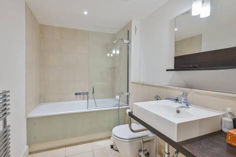 2 bedroom flat for sale, Harlequin Court, Covent Garden, London, WC2E