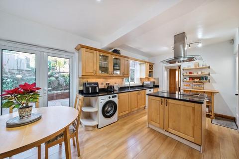 25 Downlands Road, Purley, CR8 4JG