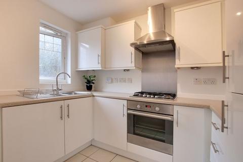 2 bedroom apartment for sale - Knotley Way, West Wickham