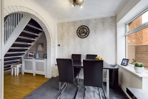 48 Fortin Close, South Ockendon, RM15 5NH