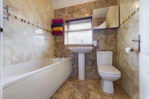 48 Fortin Close, South Ockendon, RM15 5NH
