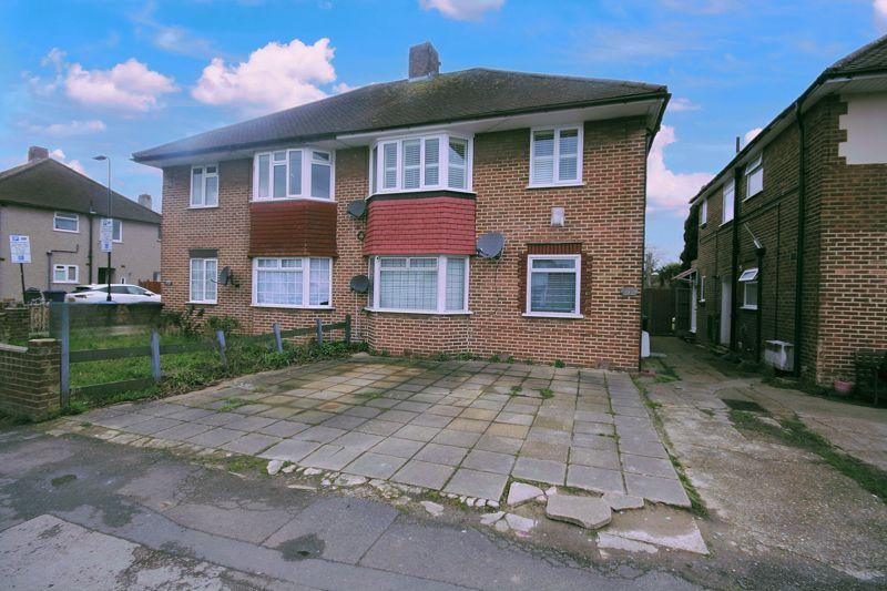 Eastcote Lane, Northolt 2 bed for sale £345,000