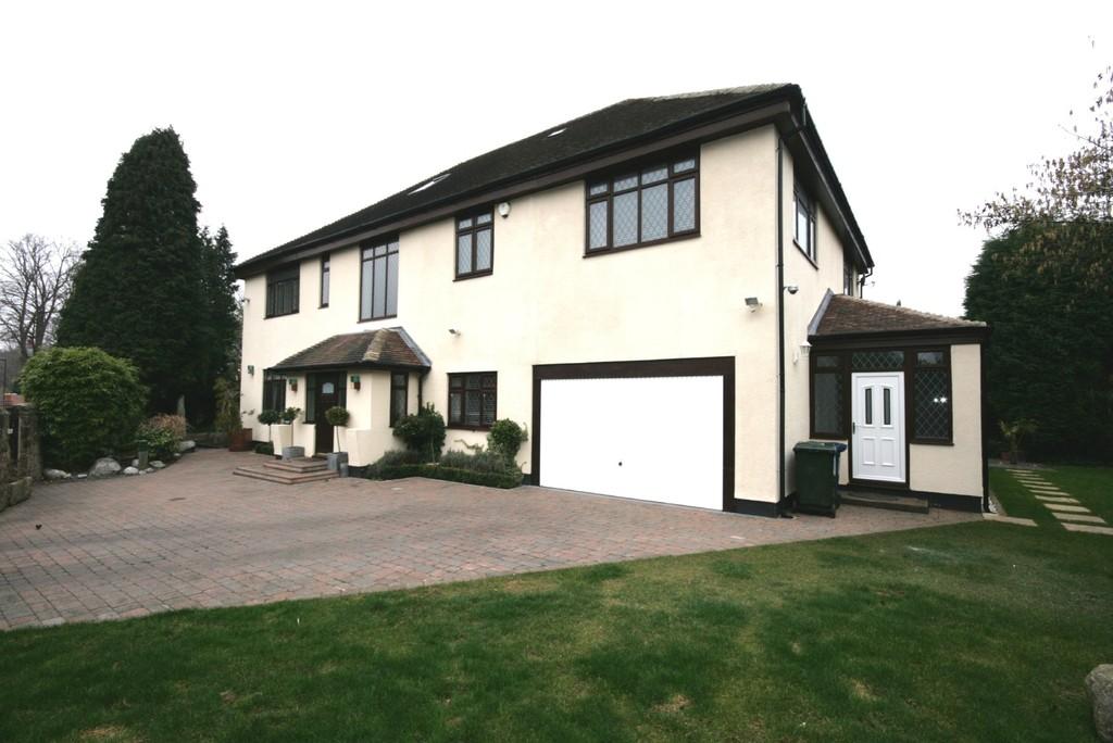Westfield Drive, Gosforth 6 bed detached house £3,750 pcm (£865 pw)