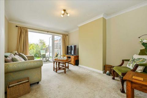 20 Ambledale, Sarisbury Green, Southampton, SO31 7BR