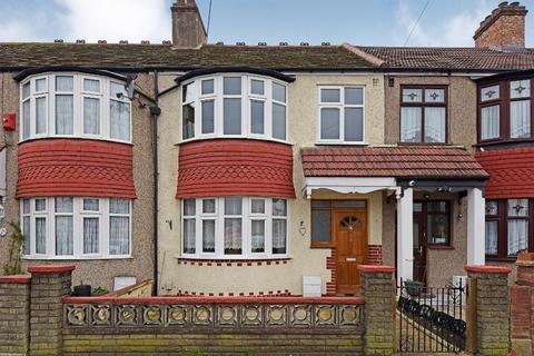 4 bedroom terraced house to rent, York Road, Edmonton, London, N18 2JX