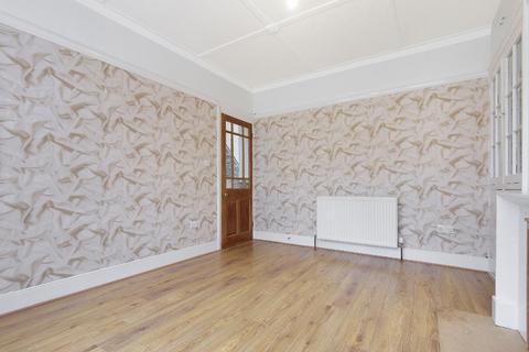 4 bedroom terraced house to rent, York Road, Edmonton, London, N18 2JX