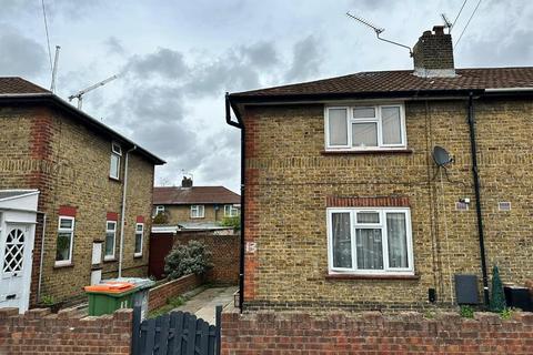 2 bedroom end of terrace house for sale, Godbold Road, Stratford, London, E15 3AL