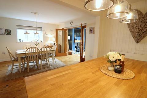 14 Ash Tree Covert, Silsoe, Bedford, MK45 4GN