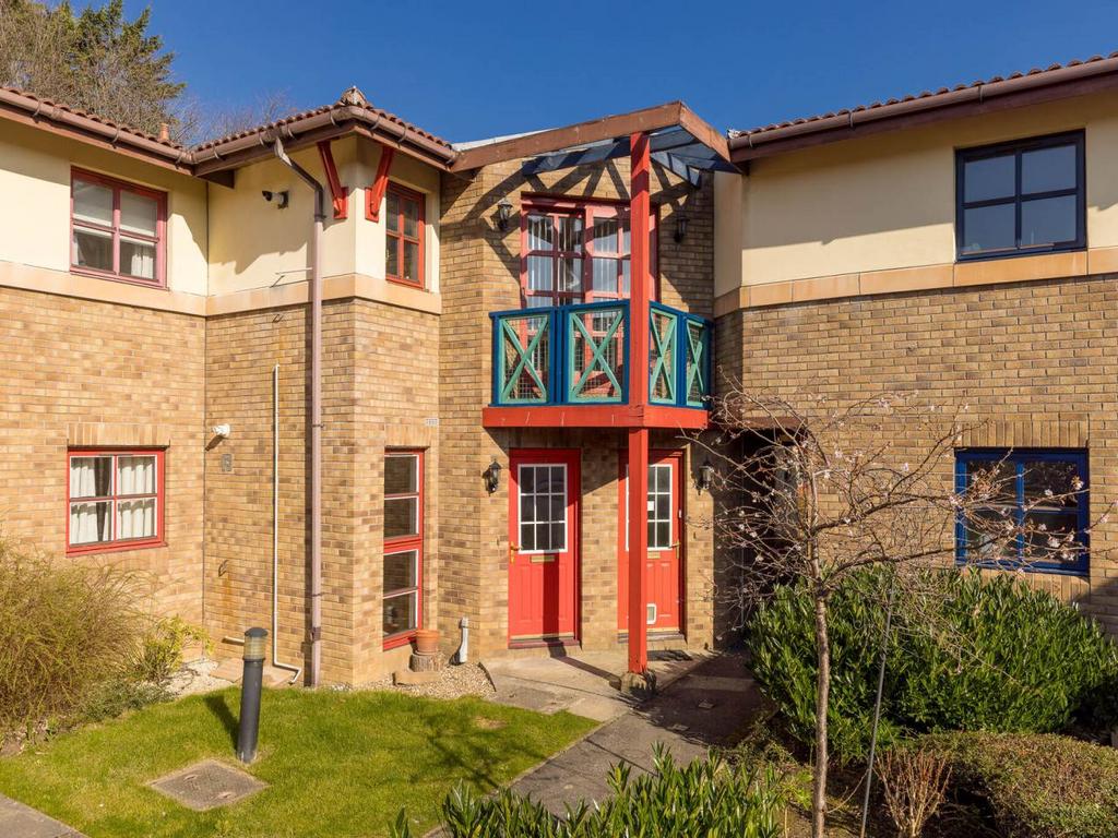 East Werberside, Fettes, Edinburgh 2 bed flat £1,195 pcm (£276 pw)