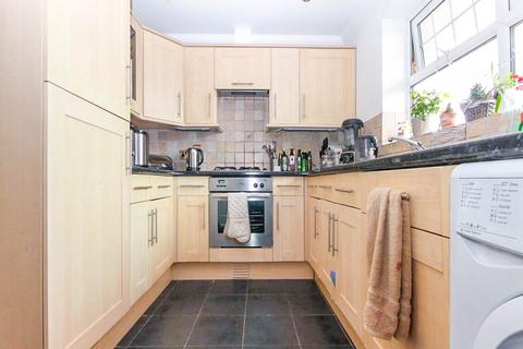 2 bedroom flat to rent - 36 St Catherines Road, Southbourne, Bournemouth