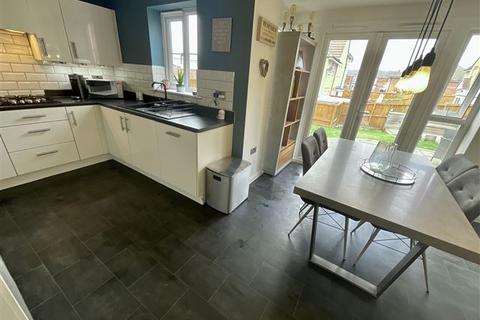 25 Field View, Brinsworth, Rotherham, S60 5DG