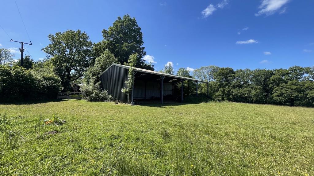 Open fronted barn