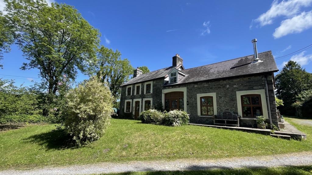 Front of farmhouse